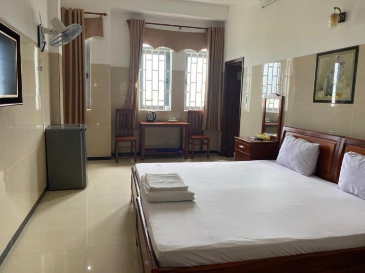 Hotel My Viet Dĩ An 外观 照片